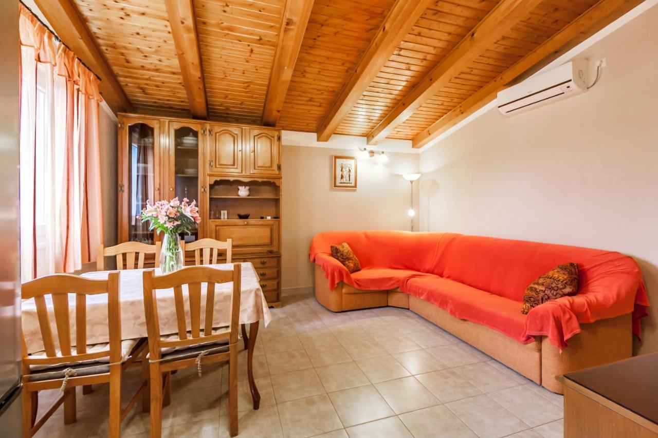 Holiday Home Lana Labin  Zewnętrze zdjęcie