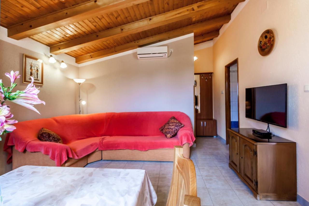 Holiday Home Lana Labin  Zewnętrze zdjęcie
